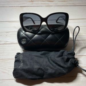 CHANEL Sunglasses